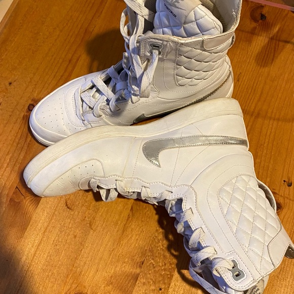 RARE VINTAGE 80s NIKE high tops White and Gray Sneakers.. - Picture 8 of 8